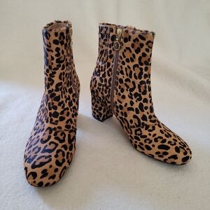 Pony Hair Lepord Print Ankle Boots Women's Size 8 Earth Shoes